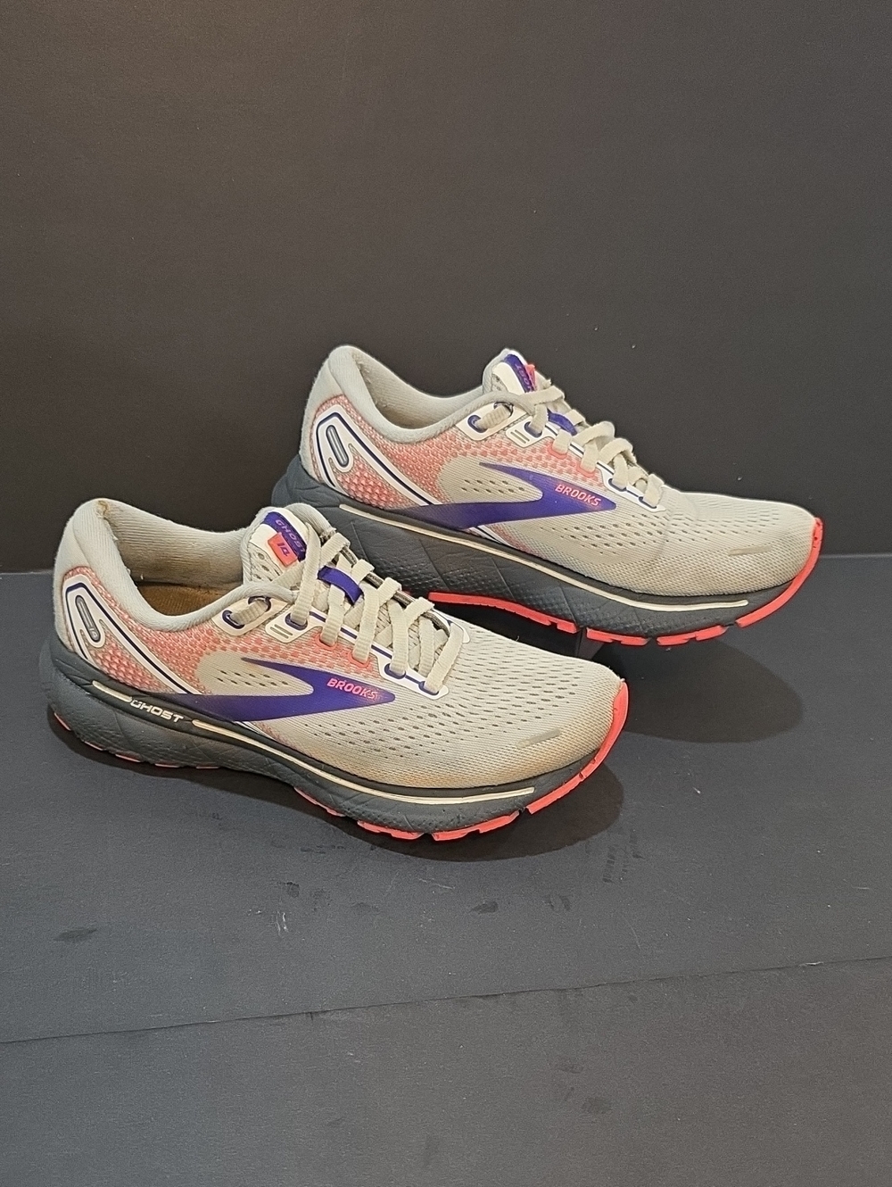 Brooks Ghost 14 Women's Running Shoes - Light Gray with Purple & Coral Size 5.5